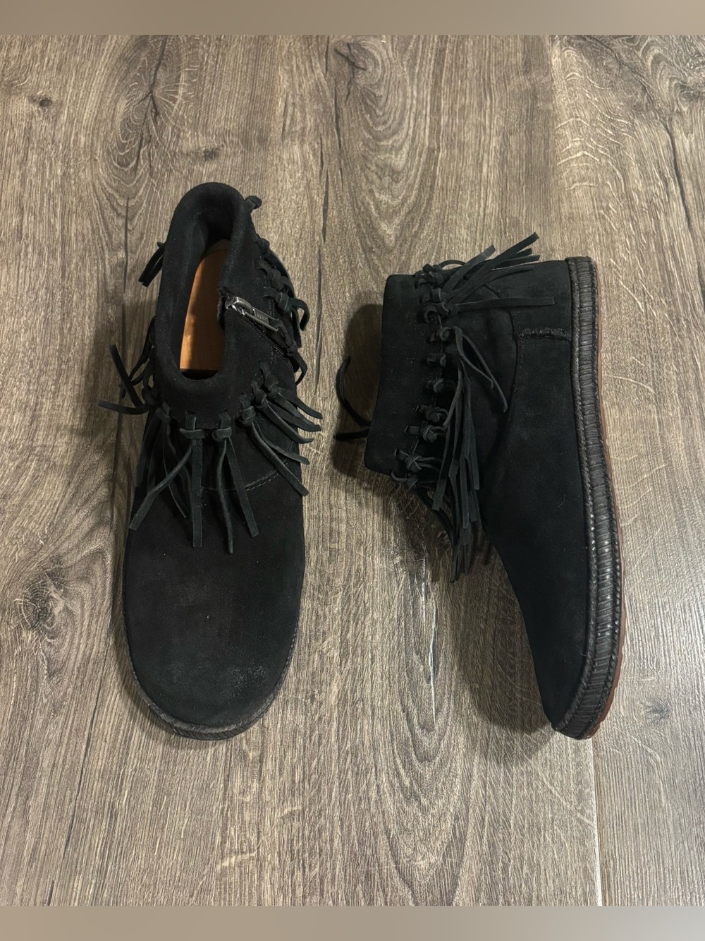 UGG Australia Shenendoah Black Fringe Ankle Boots Booties Women sz US 7.5